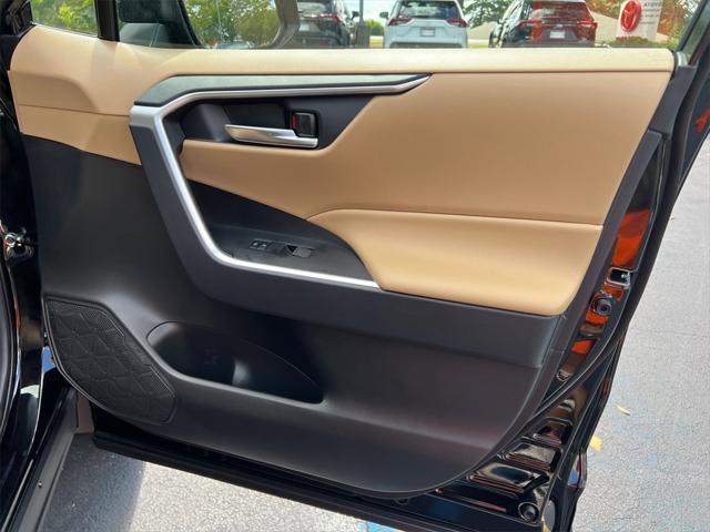 Photo of 2025 Midnight Black Metallic Toyota RAV4