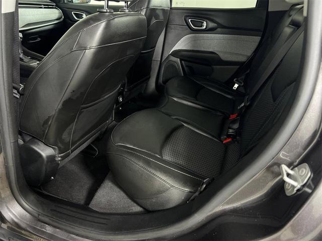 Photo of 2022 Granite Crystal Metallic Clearcoat Jeep Compass
