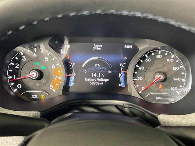 Photo of 2022 Granite Crystal Metallic Clearcoat Jeep Compass