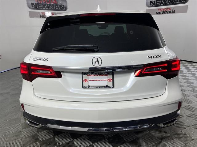 Photo of 2018 White Diamond Pearl Acura MDX
