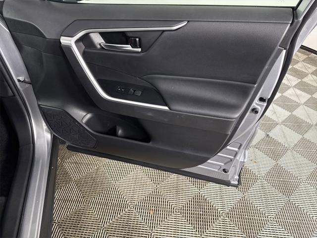Photo of 2022 Silver Sky Metallic Toyota RAV4
