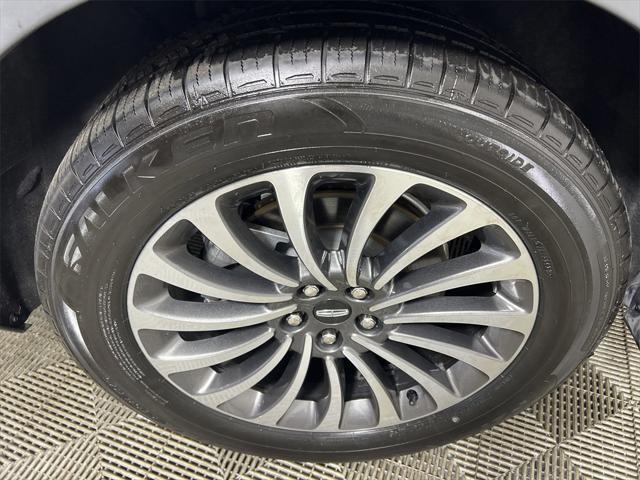 Photo of 2020 Infinite Black Metallic Lincoln Aviator