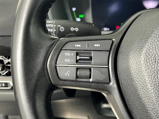 Photo of 2024 Solar Silver Metallic Honda Accord Hybrid
