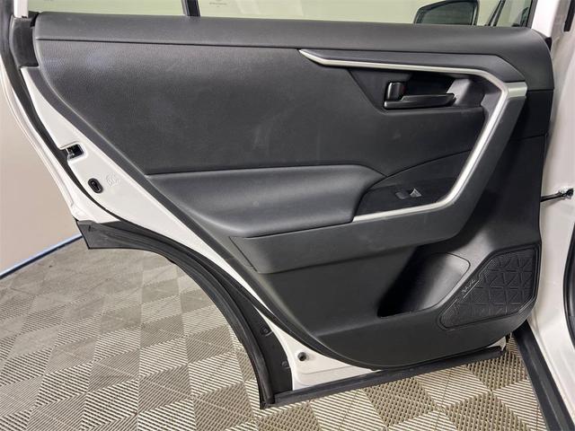 Photo of 2024 Ice Toyota RAV4