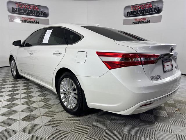 Photo of 2014 Blizzard Pearl Toyota Avalon Hybrid
