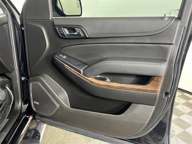 Photo of 2019 Black Chevrolet Tahoe