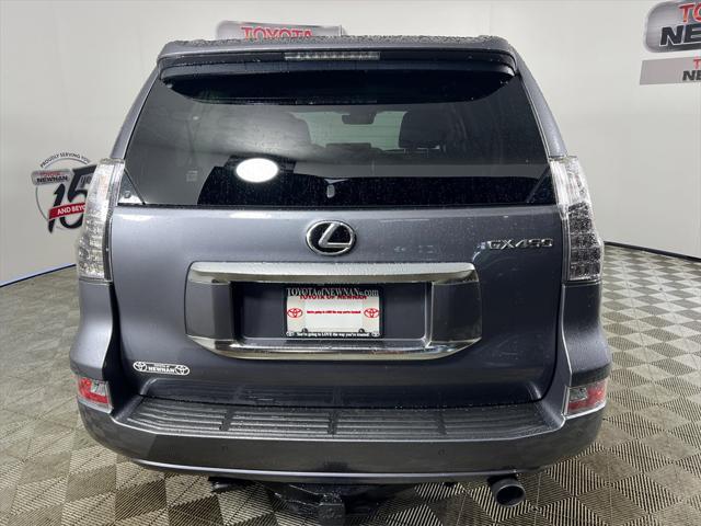 Photo of 2020 Gray Lexus GX 460
