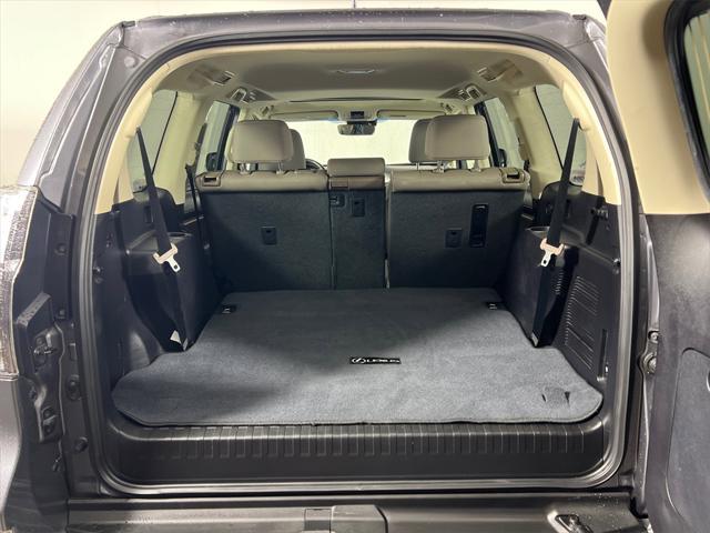 Photo of 2020 Gray Lexus GX 460