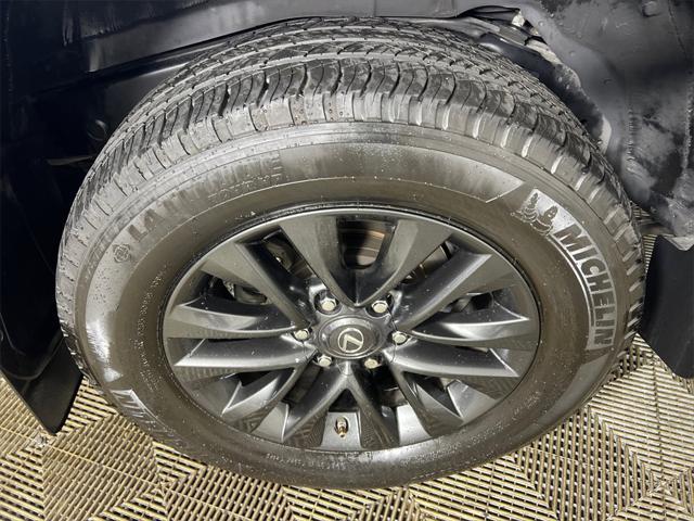 Photo of 2020 Gray Lexus GX 460