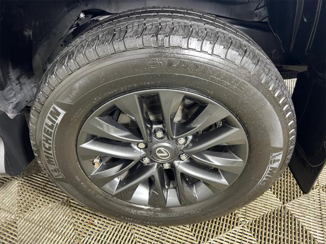 Photo of 2020 Gray Lexus GX 460