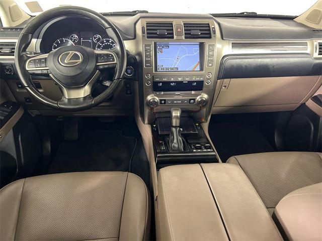 Photo of 2020 Gray Lexus GX 460
