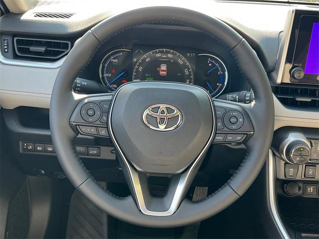Photo of 2025 Ice Toyota RAV4 Hybrid