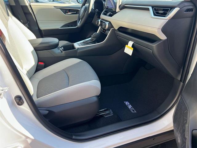 Photo of 2025 Ice Toyota RAV4 Hybrid