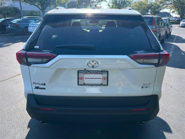 Photo of 2025 Ice Toyota RAV4 Hybrid