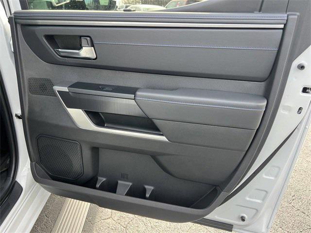 Photo of 2025 Wind Chill Prl Toyota Tundra Hybrid
