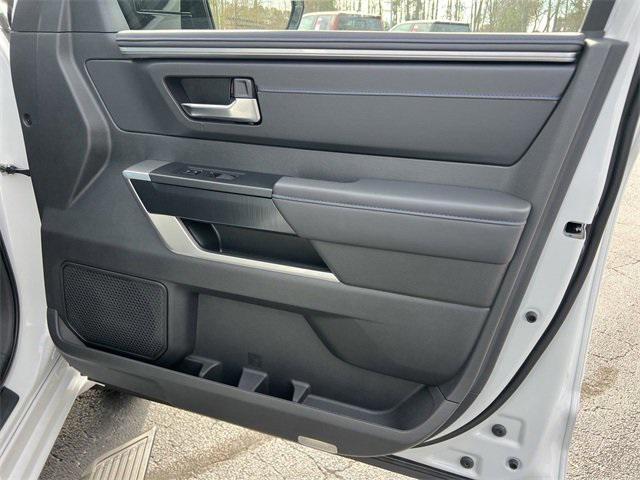 Photo of 2025 Wind Chill Prl Toyota Tundra Hybrid