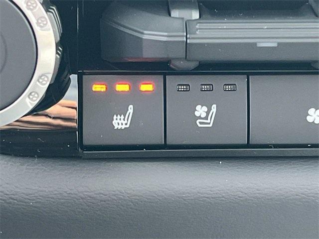 Photo of 2025 Wind Chill Prl Toyota Tundra Hybrid