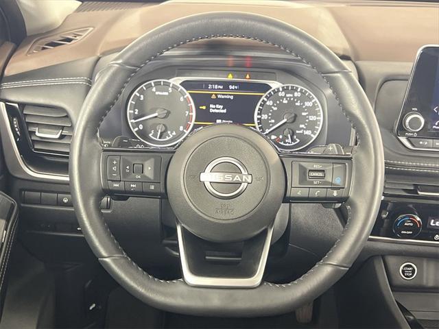 Photo of 2023 Brilliant Silver Metallic Nissan Rogue