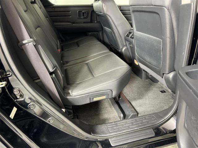 Photo of 2014 Crystal Black Pearl Honda Ridgeline