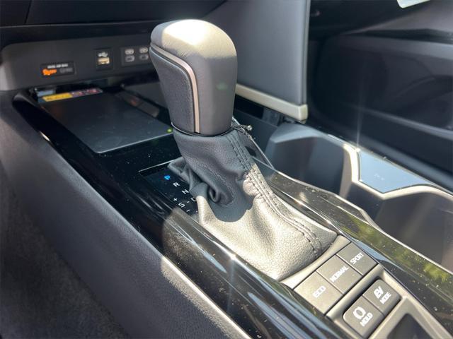 Photo of 2025 Black Toyota Camry
