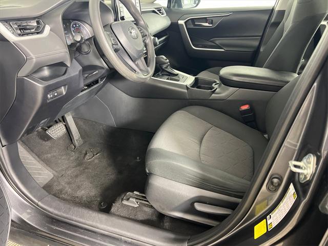Photo of 2019 Grey Toyota RAV4