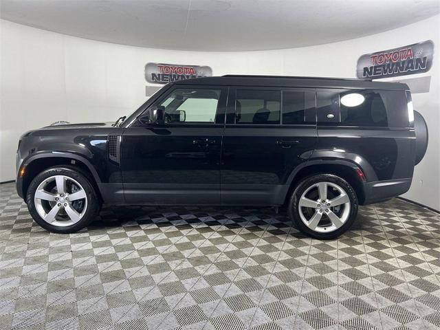 Photo of 2023 Santorini Black Metallic Land Rover Defender
