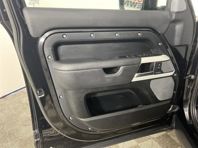 Photo of 2023 Santorini Black Metallic Land Rover Defender