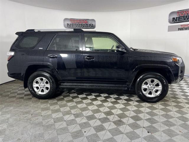 Photo of 2024 Midnight Black Metallic Toyota 4Runner