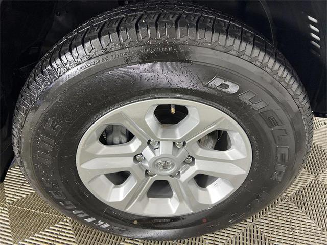 Photo of 2024 Midnight Black Metallic Toyota 4Runner