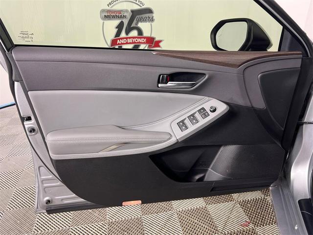 Photo of 2022 Celestial Silver Metallic Toyota Avalon