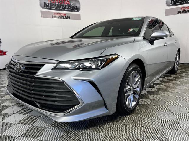 Photo of 2022 Celestial Silver Metallic Toyota Avalon
