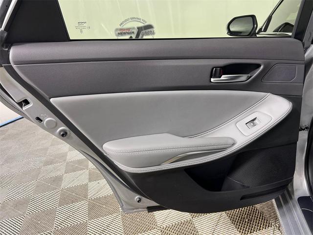Photo of 2022 Celestial Silver Metallic Toyota Avalon