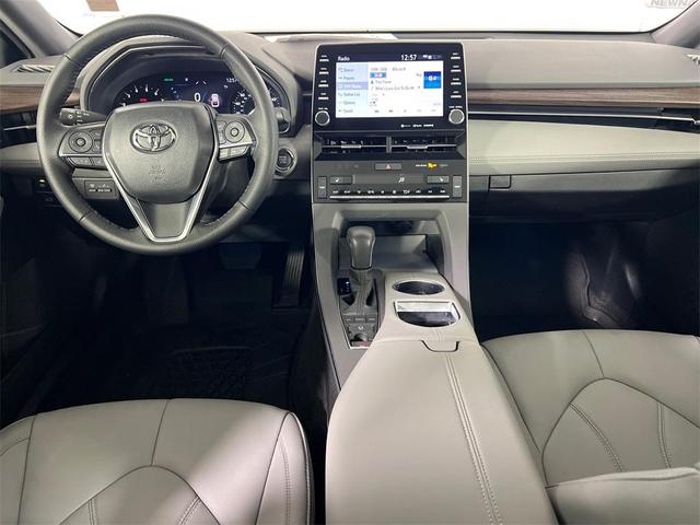 Photo of 2022 Celestial Silver Metallic Toyota Avalon