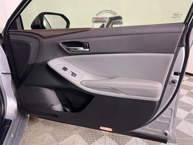 Photo of 2022 Celestial Silver Metallic Toyota Avalon