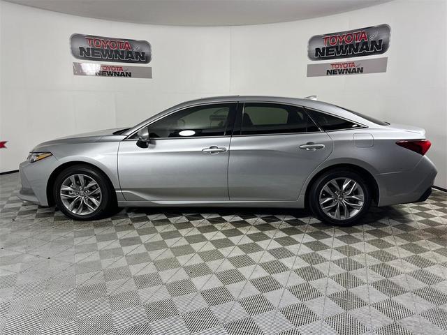 Photo of 2022 Celestial Silver Metallic Toyota Avalon