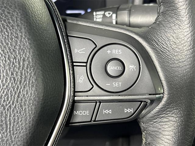 Photo of 2022 Celestial Silver Metallic Toyota Avalon