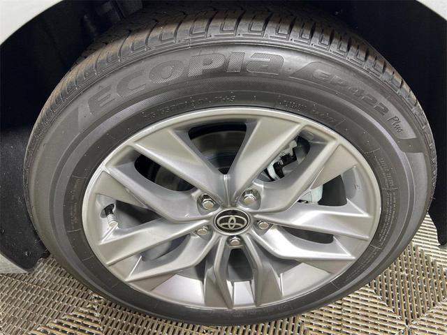 Photo of 2022 Celestial Silver Metallic Toyota Avalon