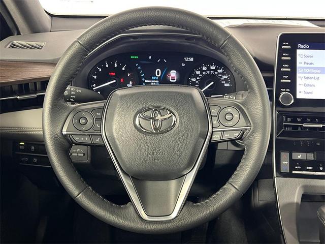 Photo of 2022 Celestial Silver Metallic Toyota Avalon
