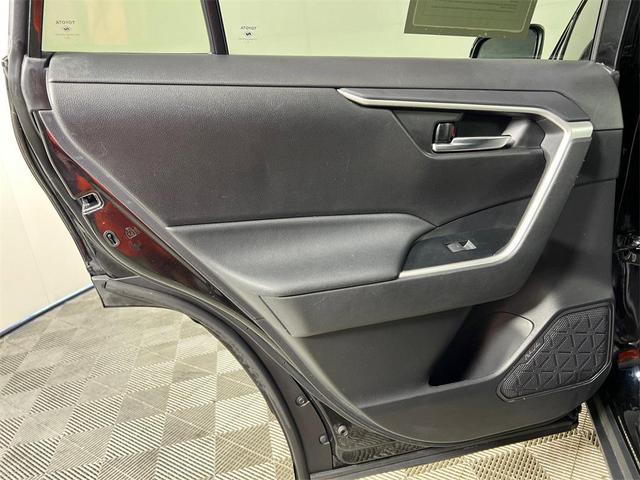 Photo of 2022 Midnight Black Metallic Toyota RAV4
