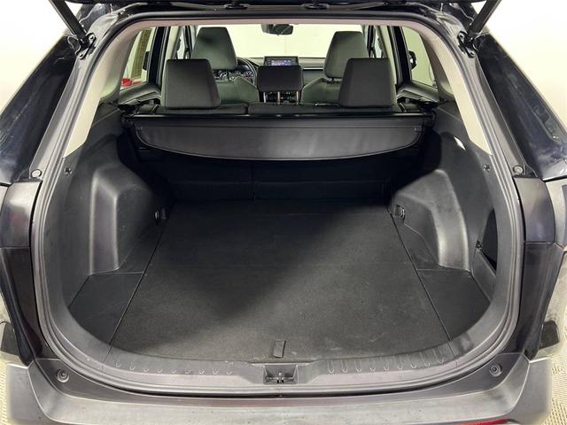 Photo of 2022 Midnight Black Metallic Toyota RAV4