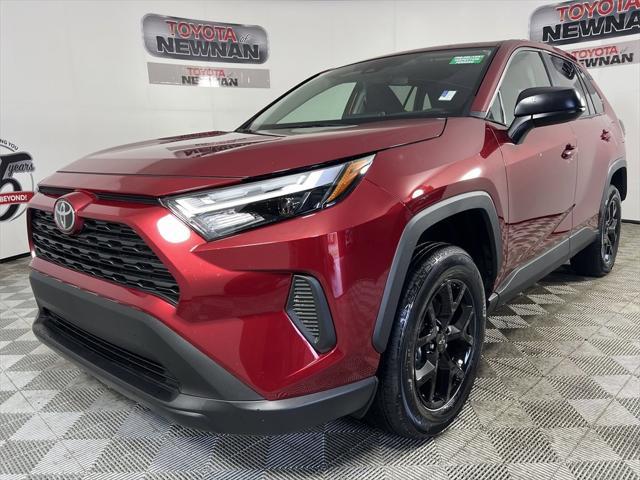 Photo of 2025 Pearl Toyota RAV4