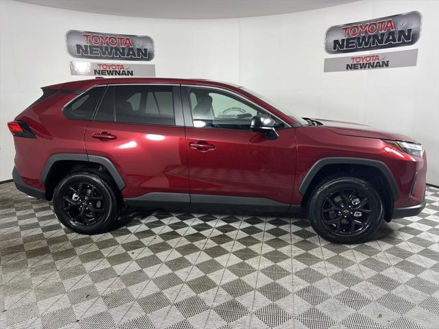 Photo of 2025 Pearl Toyota RAV4