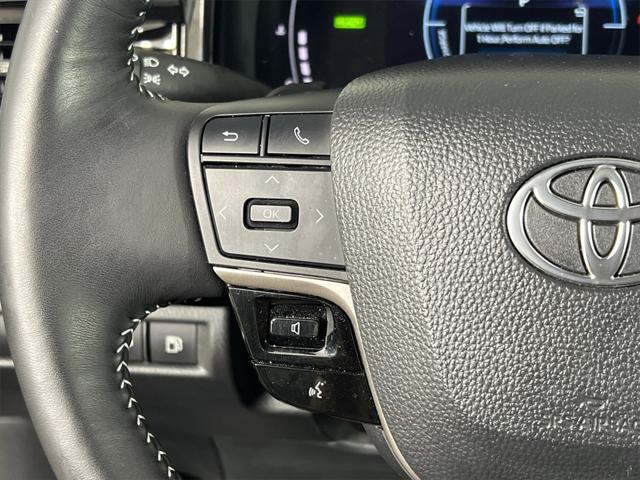 Photo of 2025 Midnight Black Metallic Toyota Camry