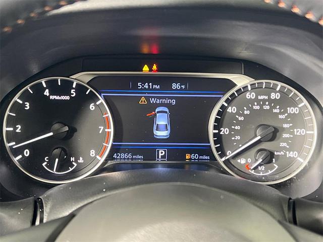 Photo of 2022 Pearl White Tricoat Nissan Altima