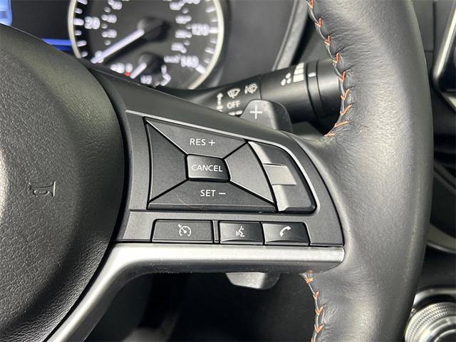 Photo of 2022 Pearl White Tricoat Nissan Altima