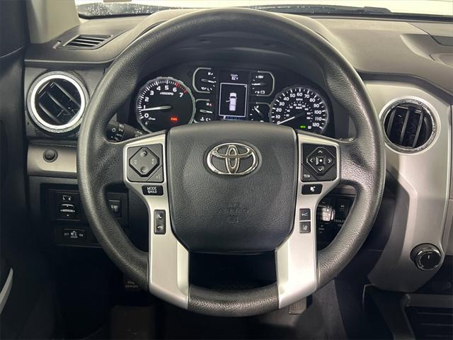 Photo of 2018 Super White Toyota Tundra