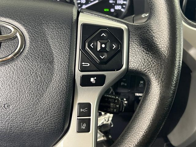 Photo of 2018 Super White Toyota Tundra