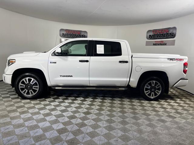 Photo of 2018 Super White Toyota Tundra