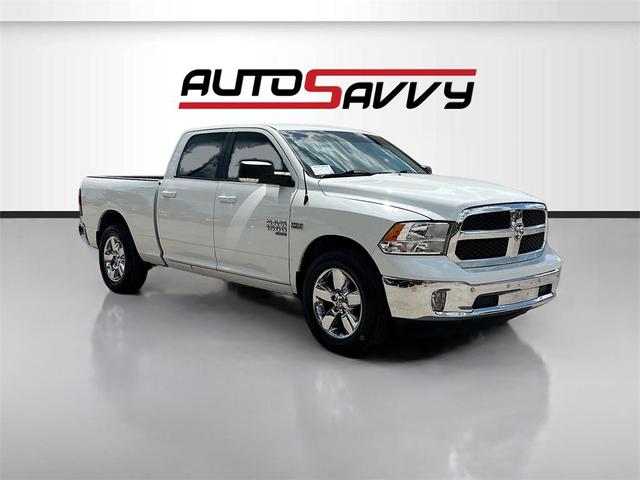 Photo of 2019 Bright White Clearcoat RAM 1500