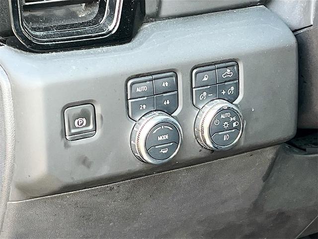 Photo of 2024 Onyx Black GMC Sierra 1500